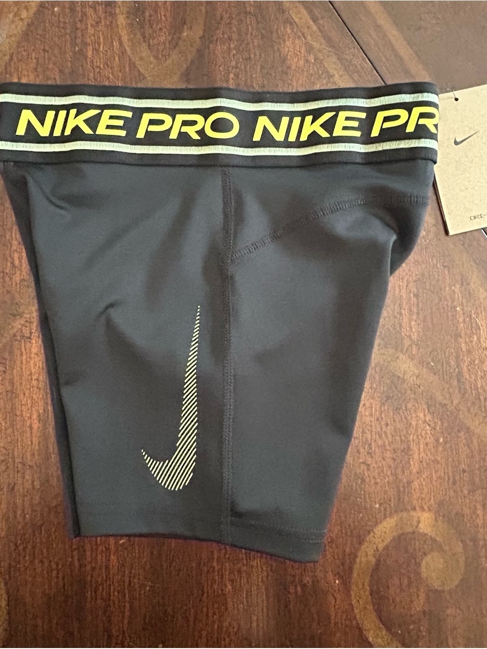 NWT NIKE PRO DRI-FIT Boys Black Training Shorts In Neon Yellow Athletic - Size M
